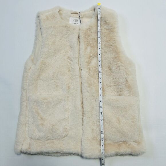 Girls Zara Faux Fur Cream Layering Trendy Warm Vest Pockets SZ 13/14 Year NEW - Picture 9 of 12